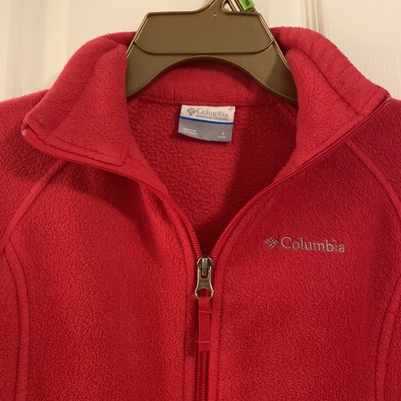 Girls dark pink Columbia jacket size 7/8. In excellent condition. - Picture 2 of 4